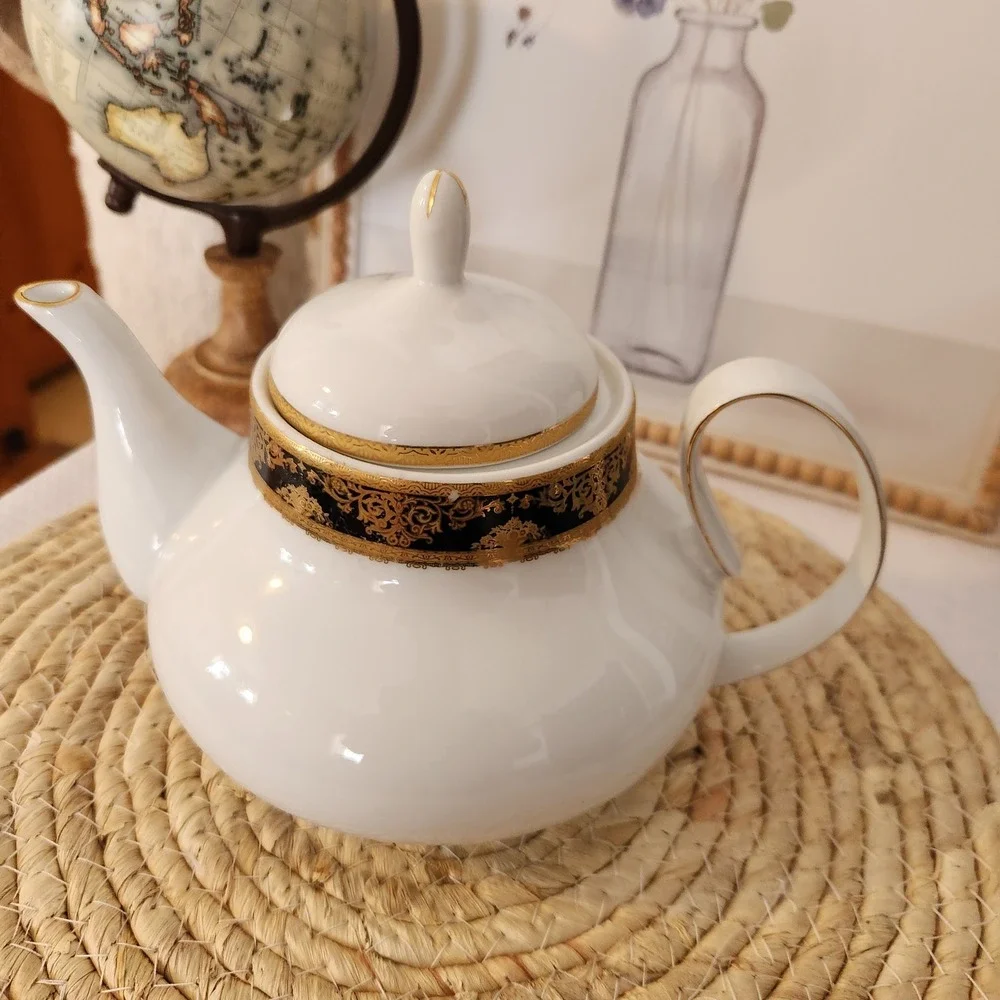 70s Pegasus Fine Porcelain Teapot White Gold Black Floral Trim‎ Elegant Serving